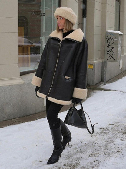 Dame Saueskinnsjakke – Oversized Passform – Vendbare Mansjetter – Glidelåslukking