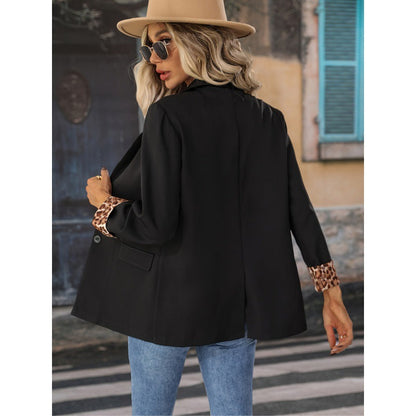 Women's Blazer – Relaxed Fit – Single Fastening – Animal Print Cuff – Pockets