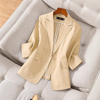 Women's Blazer – Tailored Fit – Luxurious Fabric – 3/4 Sleeves – Single Buttoned