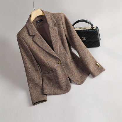 Women's Blazer – Tailored Fit – Luxurious Fabric – Single Button – Button Details