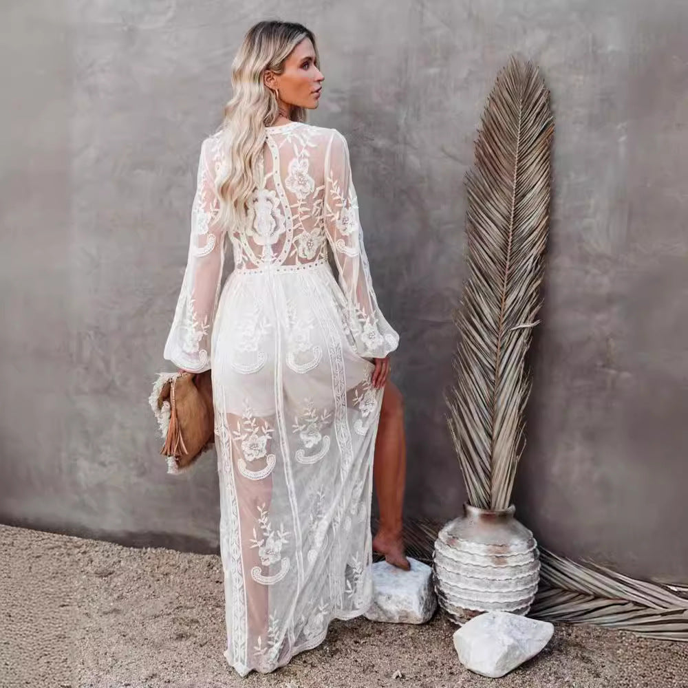 Dress for Women – Long Elegant Fit – V-Neckline – Lace and Chiffon – Slit