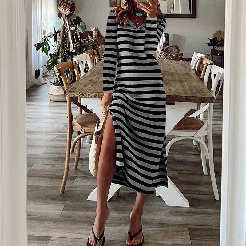 Women's Maxi Dress – Loose Fit – V-Neck – Long Sleeves – Striped – Split Skirt