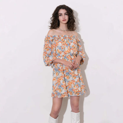 Kjole dame – chiffong – minilengde – off shoulder – blomsterprint – ledig passform