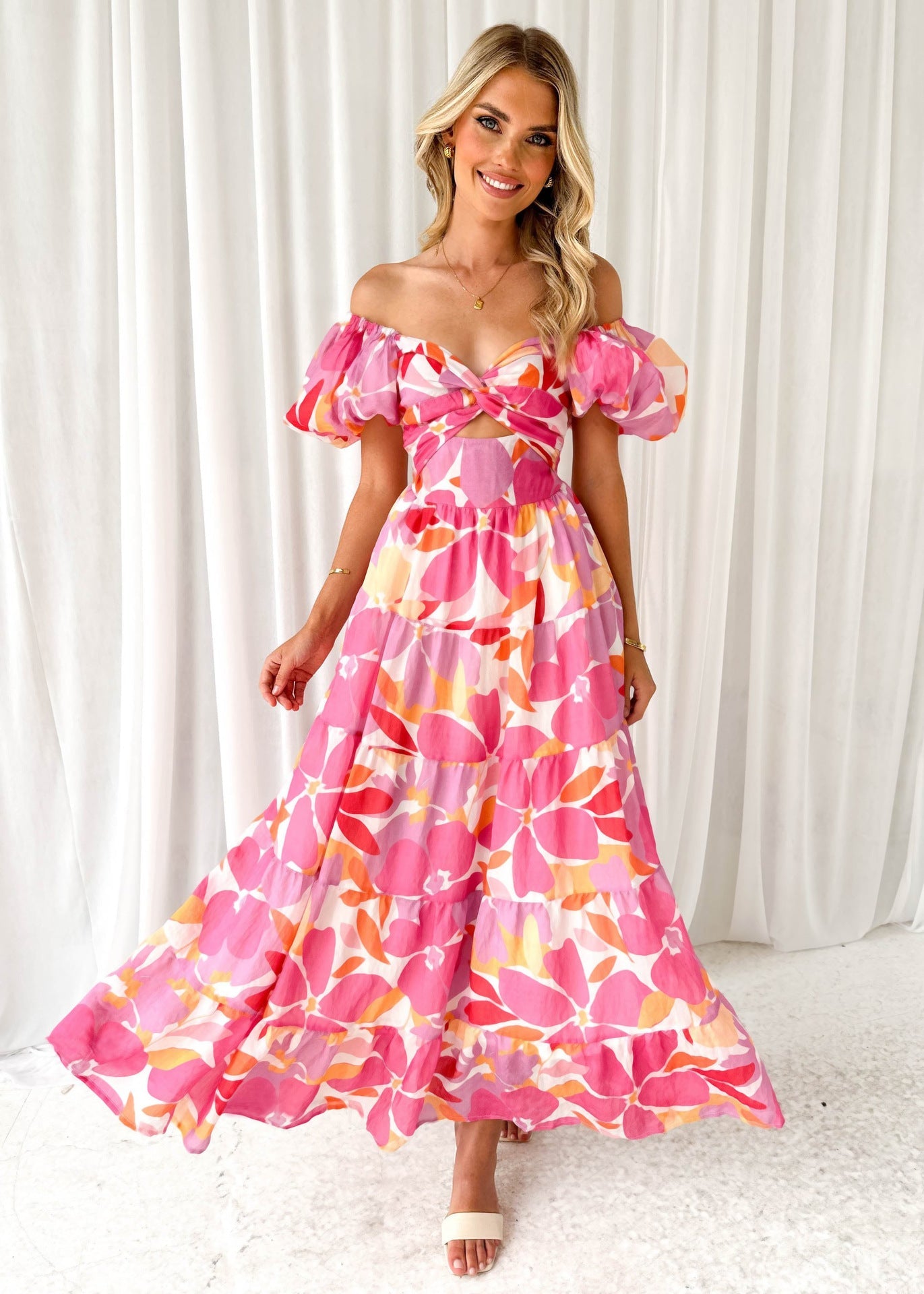 Dress woman – Maxi – Flared fit – Puff sleeves – Cut-out waist – Patterned tiered skirt