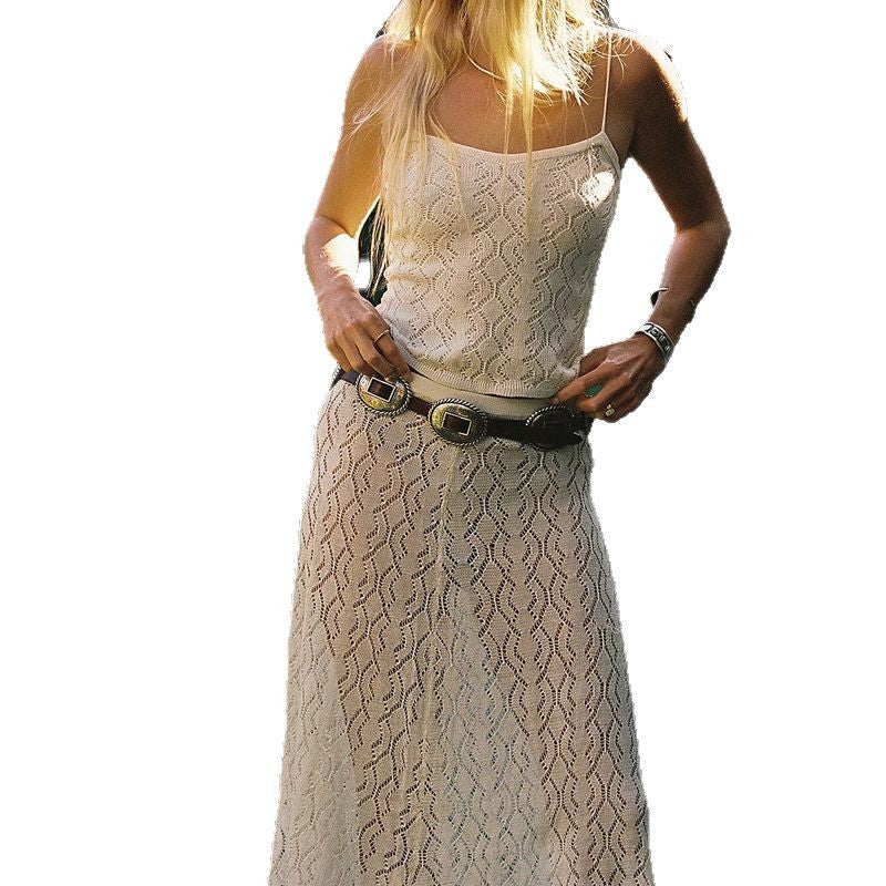 Kjole for dame – Slim passform – Heklet blonde – Spagettistropper – Midi boho stil