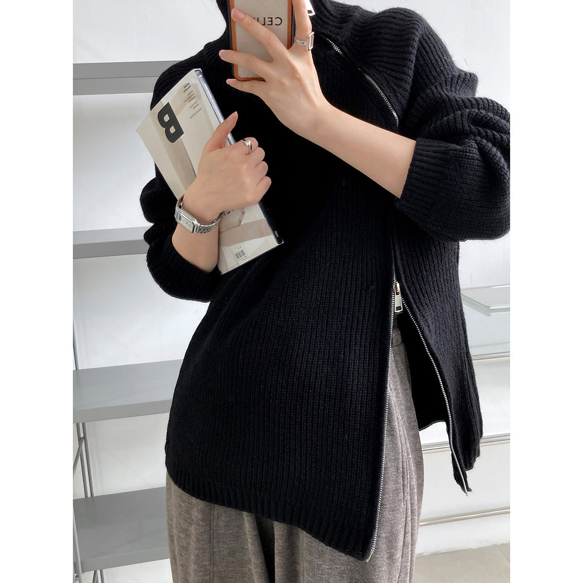 Women's Knitted Sweater – Wool Blend – Oversized Fit – High Neck – Zipper Detail