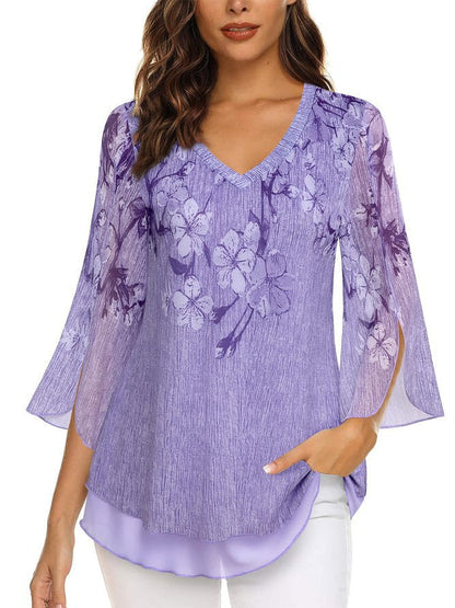 Women's Blouse – Loose Fit – V-neck – Floral Print – Flowing 3/4 Sleeve