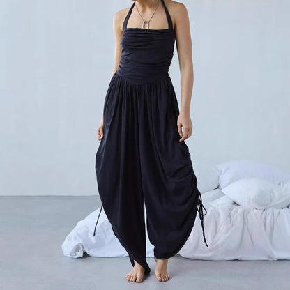 Dame jumpsuit – Halterneck – Rynket overdel – Vide ben – Justerbare benbånd