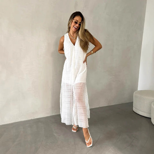 Dress woman long – lace – sleeveless V-neck – flowy fit – front slit