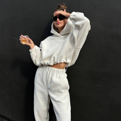 Women's Loungewear Set – Fleece Hoodie and Pants – High Waist – Relaxed Fit