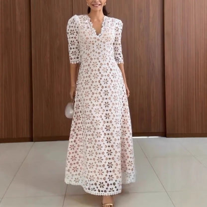 Dress woman maxi – lace – A-line fit – V-neck – mid-length sleeves