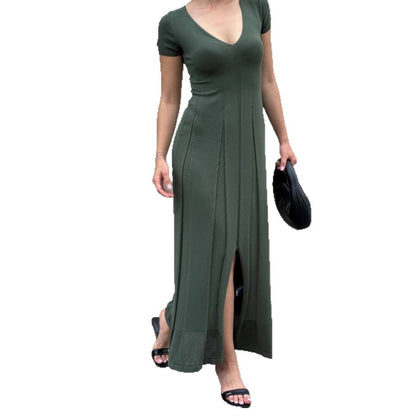 Dame Maxikjole – Slim Fit – V-hals – Korte Ermer – Pustende Plissert Design