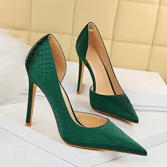 Dame Stiletthæler – Spiss Tå – Elegant Mønstret Design – Høye Slanke Hæler