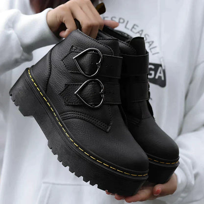 Women's Ankle Boots – Chunky Sole – Structured Fit – Heart-Shaped Buckle