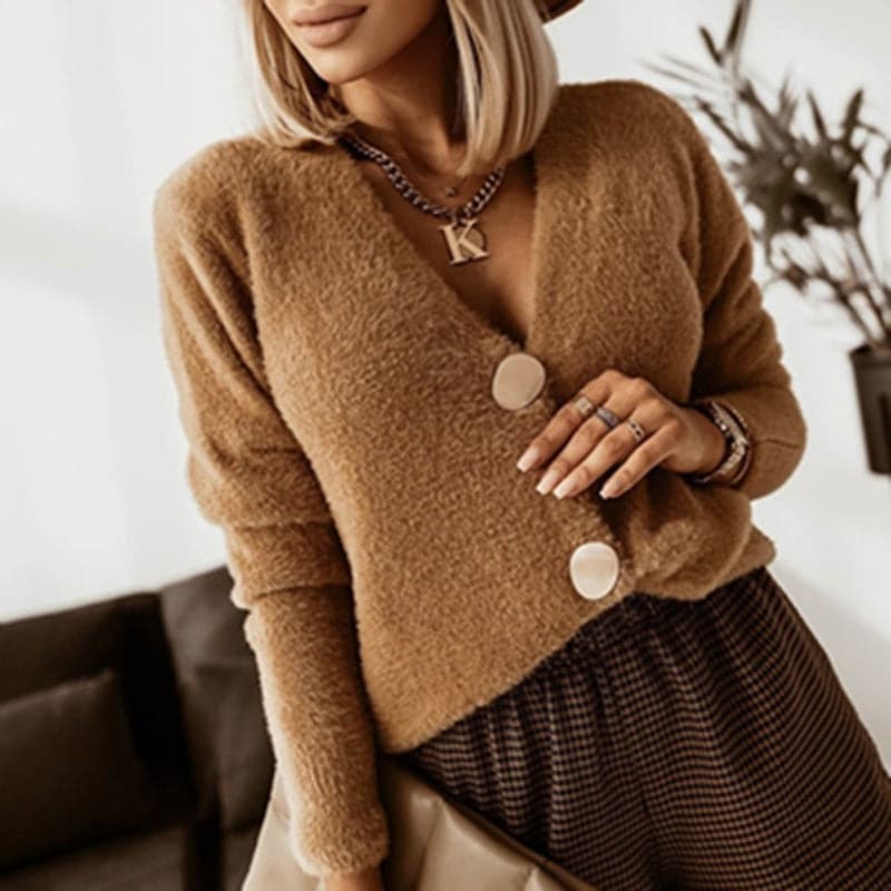 Dame Cardigan - Myk Strikk - V-hals - Store Knapper - Avslappet Passform