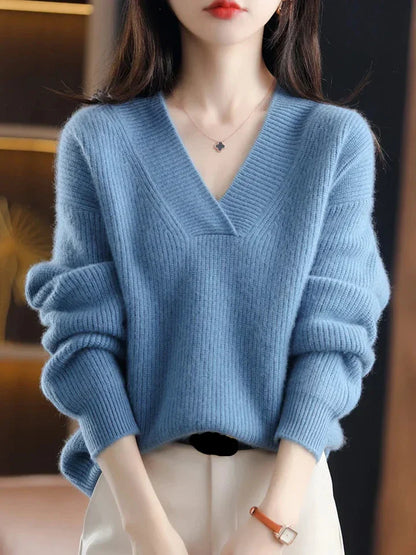 Women's Sweater – Soft Knit – Relaxed Fit – V-neck – Ribbed Edges
