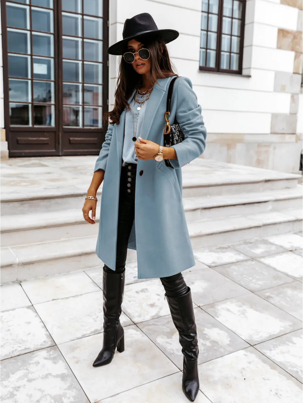 Women's Overcoat – Wool Blend – Tailored Fit – Classic Notch Collar – Elegant Design