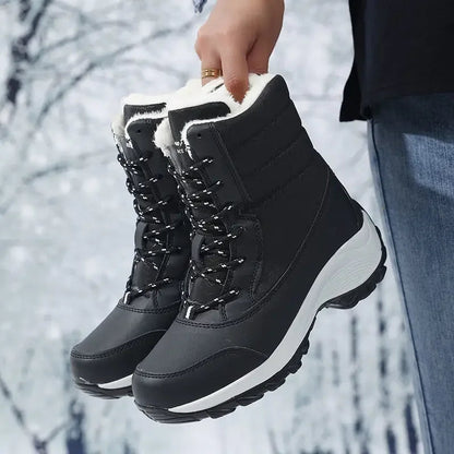 Women's Snow Boots – Mid-Calf – Water-Repellent – Lined with Faux Fur – Lace-Up – Platform Sole