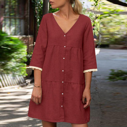 Emmy - Comfortable linen dress with lace and button placket