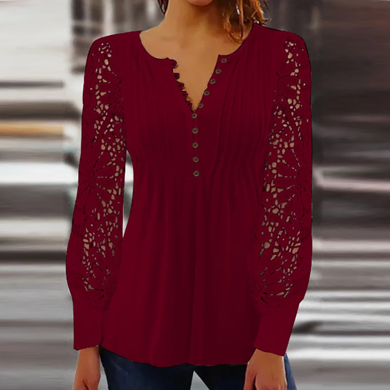 Women's Blouse – Relaxed Fit – Lace Sleeves – Scalloped V-Neck – Soft Knit