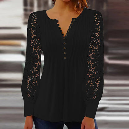Women's Blouse – Relaxed Fit – Lace Sleeves – Scalloped V-Neck – Soft Knit