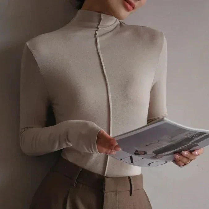 Women's Turtleneck Sweater – Slim Fit – Stretch Fabric – Long Sleeves – Minimalist Style