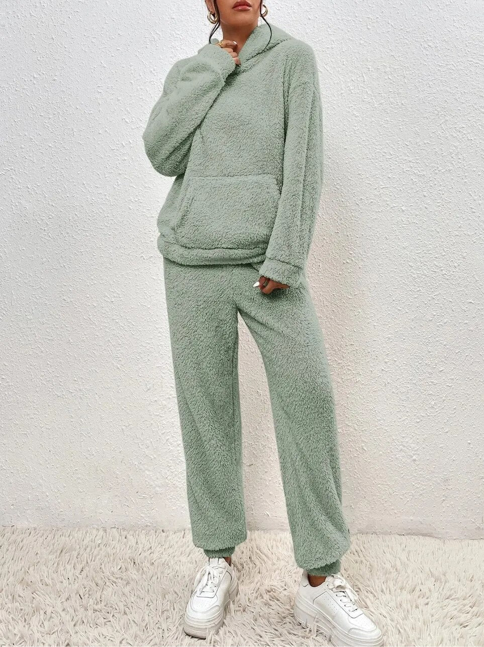 Dame Hettegenser – Myk Sherpa Fleece – Avslappet Passform – Langermet og Varm
