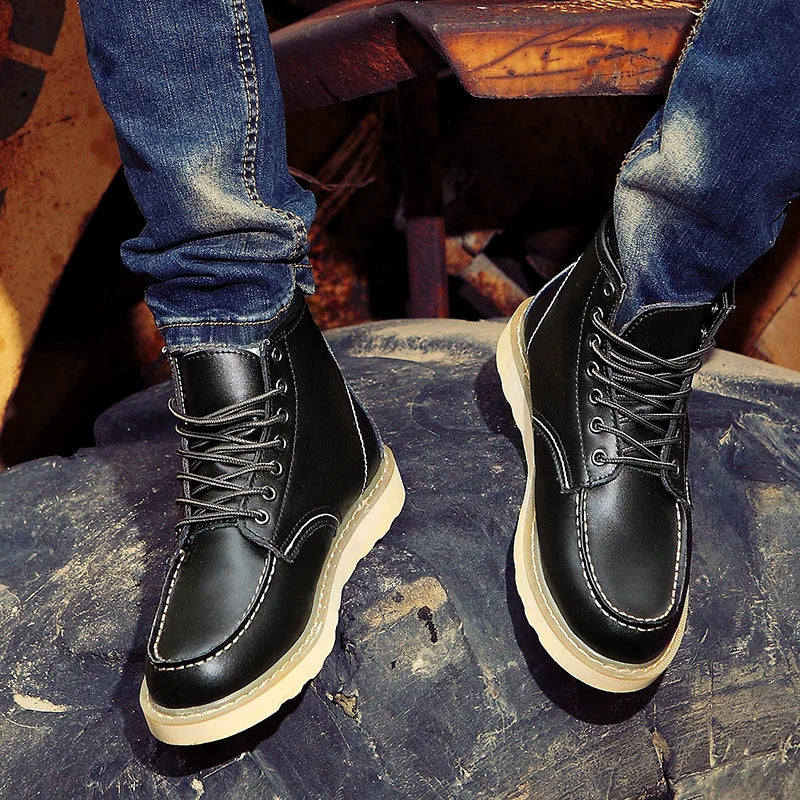 Elegante og slitesterke Rugged Retro Short Boots i lær for moderne menn