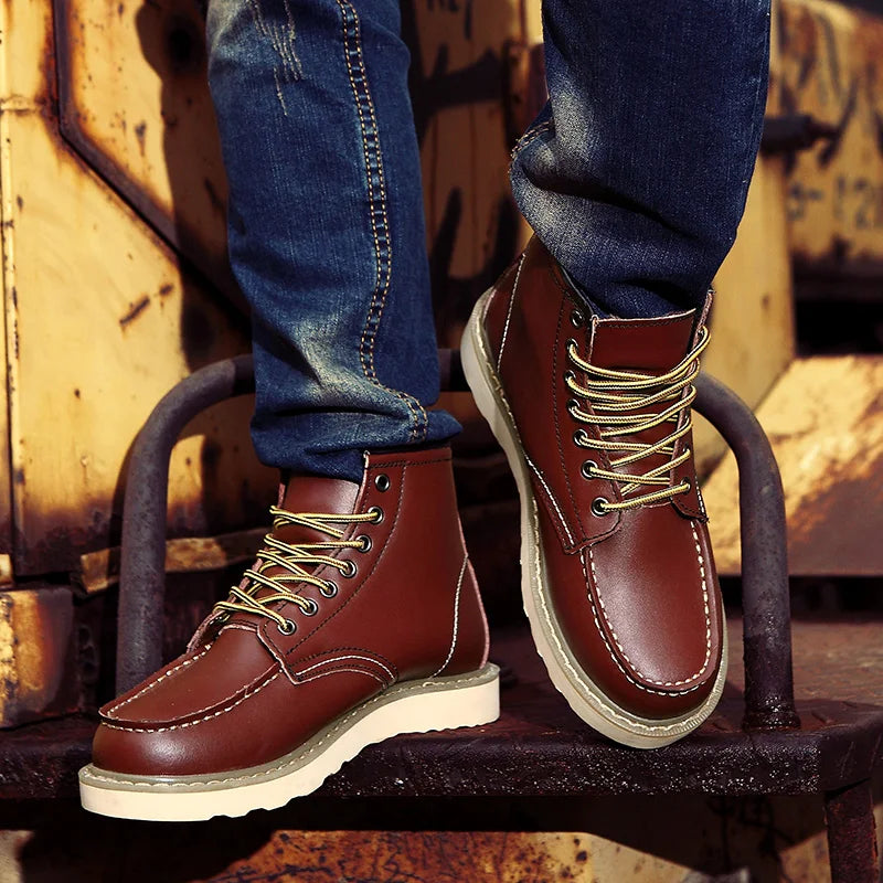 Elegante og slitesterke Rugged Retro Short Boots i lær for moderne menn
