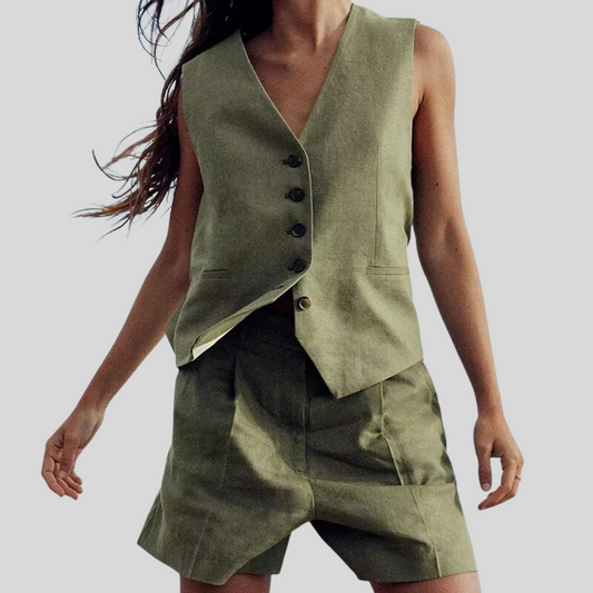 Dame Dresset Vest og Shorts - Skreddersydd Passform - Ermelaus - Høy Midje med Folder
