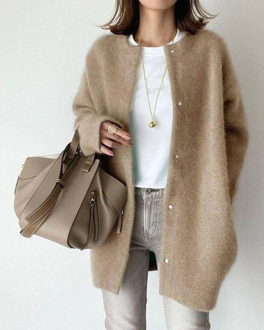 Women's Cardigan – Oversized Fit – Soft Knit – Front Buttoning – Comfort Layer