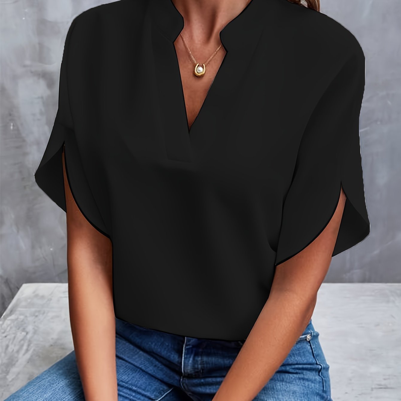 Women's Blouse – Relaxed Fit – Luxurious Fabric – V-neck with Cutout – Flare Sleeve