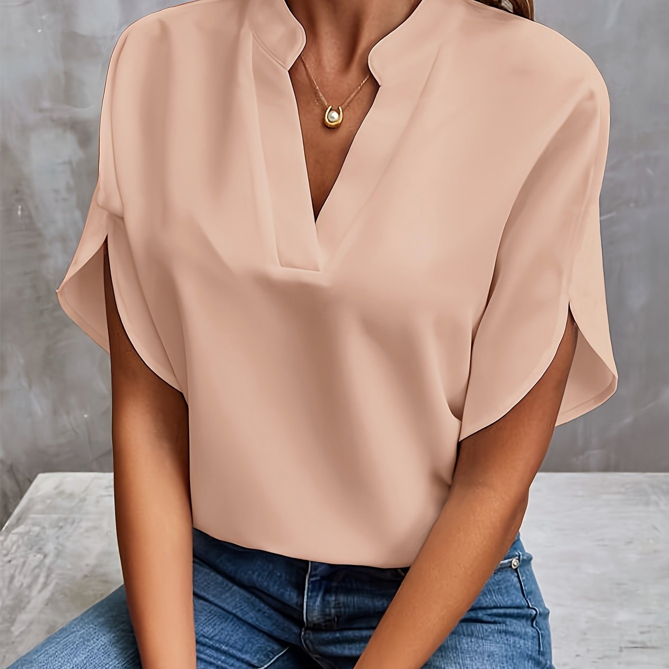 Women's Blouse – Relaxed Fit – Luxurious Fabric – V-neck with Cutout – Flare Sleeve
