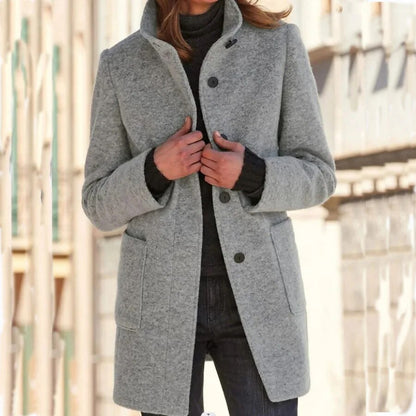 Women's Coat in Wool – Tailored Fit – High Collar – Button Closure – Thigh-Length