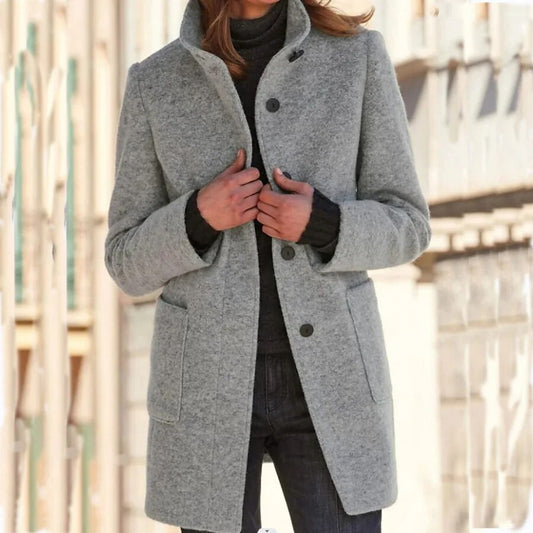 Women's Coat in Wool – Tailored Fit – High Collar – Button Closure – Thigh-Length