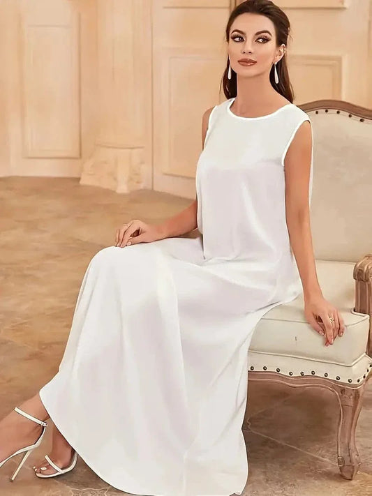 Women's Maxi Dress - Sleeveless - Loose Fit - Round Neck - Elegant and Airy