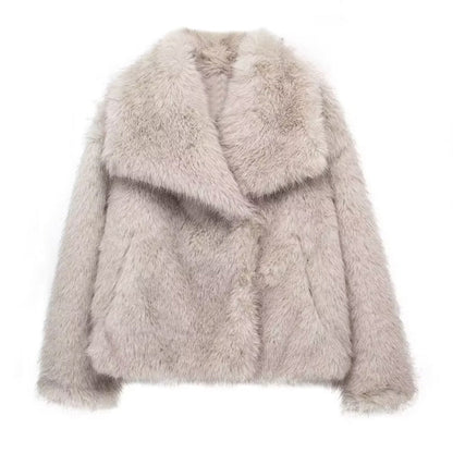 Patricia Short Faux Fur Coat | Oversized Collar Jacket
