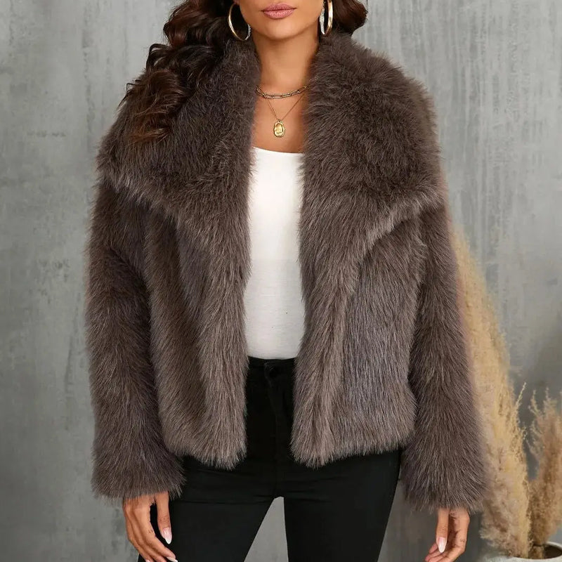 Patricia Short Faux Fur Coat | Oversized Collar Jacket