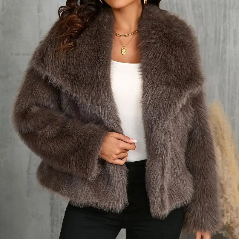 Patricia Short Faux Fur Coat | Oversized Collar Jacket