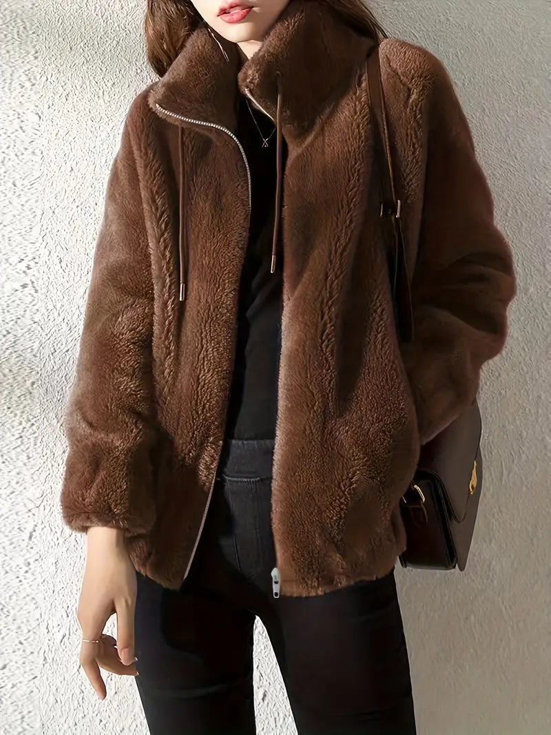Women's Teddy Jacket – Plush Fleece – Oversized Fit – High Collar Zipper Design