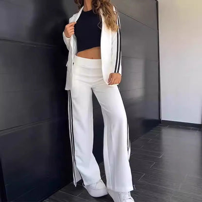 Women's Tracksuit – Relaxed Fit – Breathable Fabric – Full Length – Side Stripe