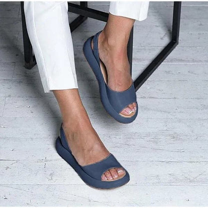 Women's Sandals – Open Toe – Comfortable Flat Sole – Trendy Cutout Detail