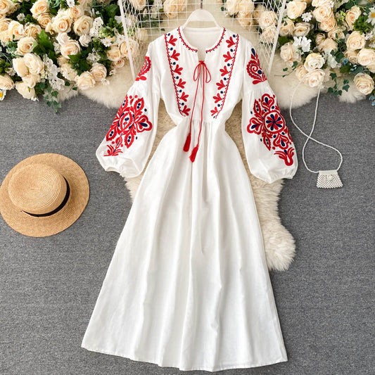 Khloe - Stylish pleated dress with O-neckline