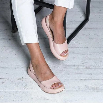 Women's Sandals – Open Toe – Comfortable Flat Sole – Trendy Cutout Detail