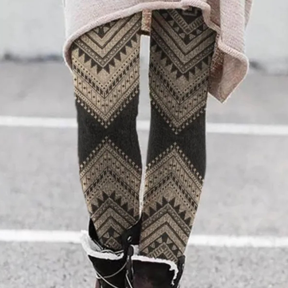 Women's Leggings – Tight Fit – Soft and Breathable Knit – Geometric Pattern – Full Length