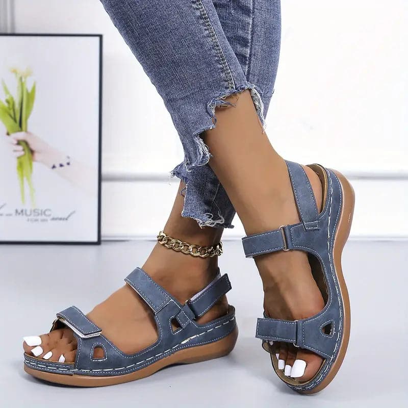 Women's Sandals – Comfortable Soles – Adjustable Straps – Breathable and Durable