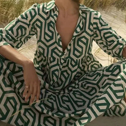 Women's Dress with Long Sleeves – Relaxed Fit – Tiered Cut – Geometric Pattern – Breathable Fabric