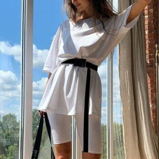 Women's Two-Piece Set – Oversized Tunic with Belt – Tight-Fitting Biker Shorts – Soft Cotton
