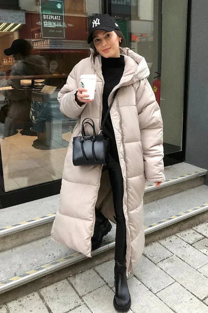 Women’s Puffer Coat - Synthetic - Oversized Fit - Longline - High Neck Hood