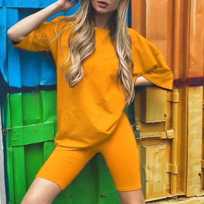 Women's Two-Piece Set – Oversized Tunic with Belt – Tight-Fitting Biker Shorts – Soft Cotton